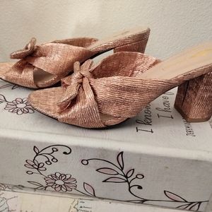 Metallic Rose Gold Heel